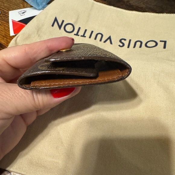 Louis Vuitton Brown Monogram Key Holder - Picture 5 of 7